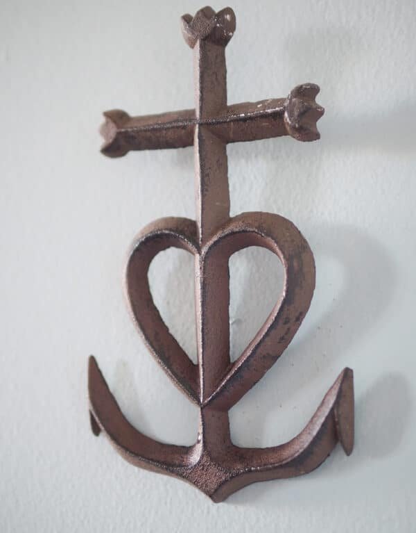 Croix de Camargue en fonte - 20 cm