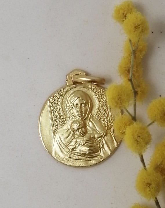 Médaille Notre Dame de la Paix Or 18 Carats