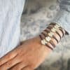 Bracelet argent massif frappé main sur fil marine tailleurs d'image
