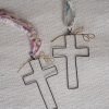 Croix fil de fer ruban liberty - Astrid Lecornu