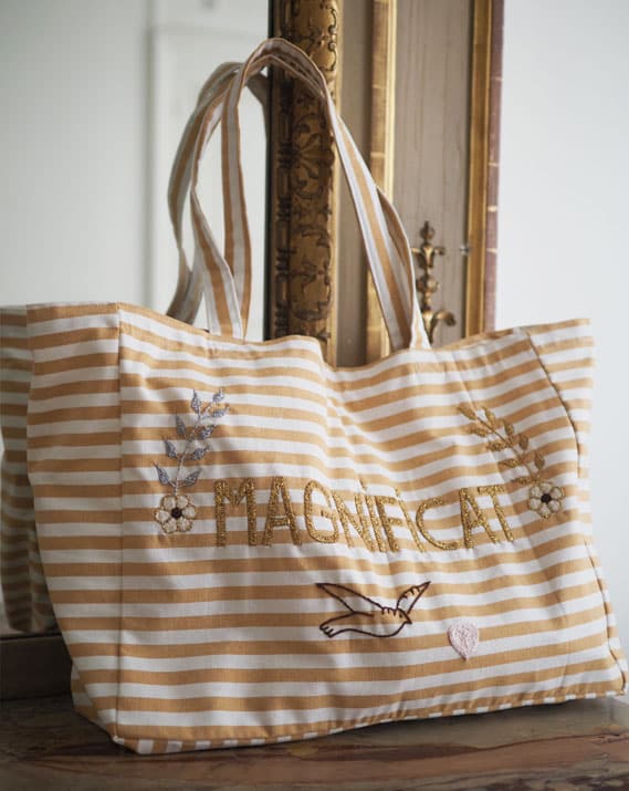Sac brodé Magnificat - Catho Rétro x CSAO
